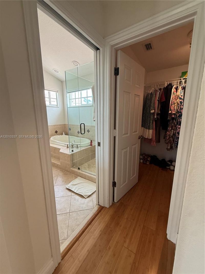 1070 Capistrano, Weston, FL 33326 Photo