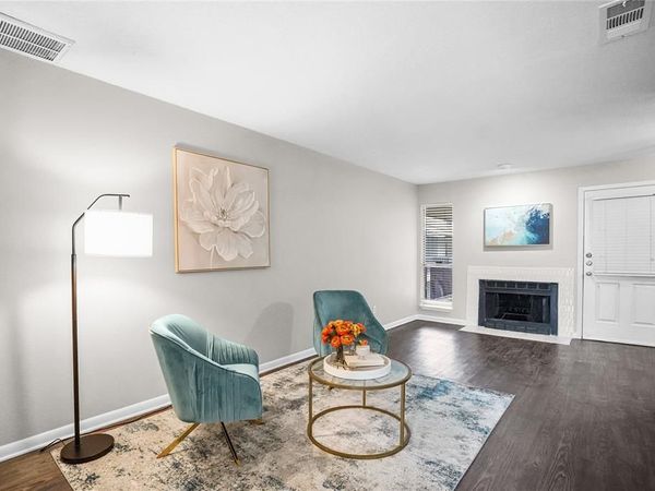 4502 Gaston Avenue, Unit 319, Dallas, TX 75246