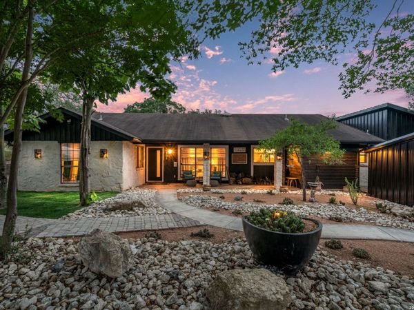 101 Candy Ln, Boerne, TX 78006