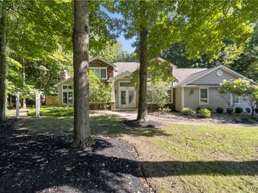 88 Middlebury Road, Orchard Park, NY 14127