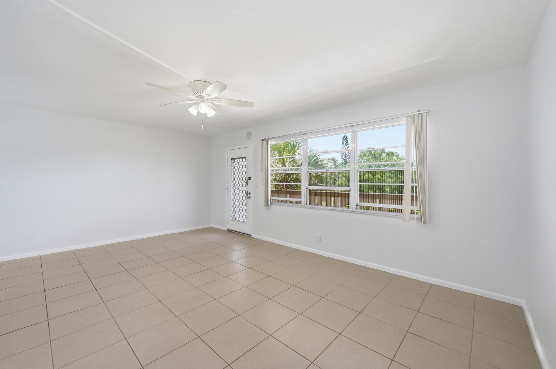 2401 Antigua Circle, Unit J3, Coconut Creek, FL 33066 Photo