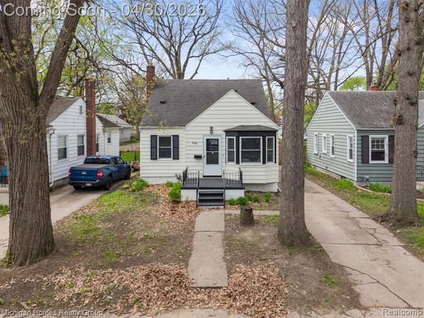 235 Flowerdale Street, Ferndale, MI 48220