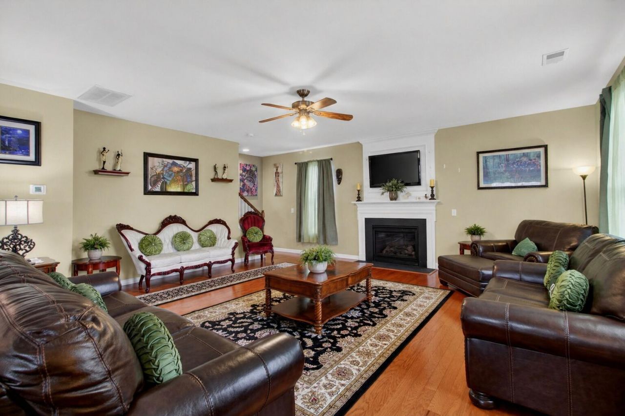 205 Cypress Forest Drive Photo 9