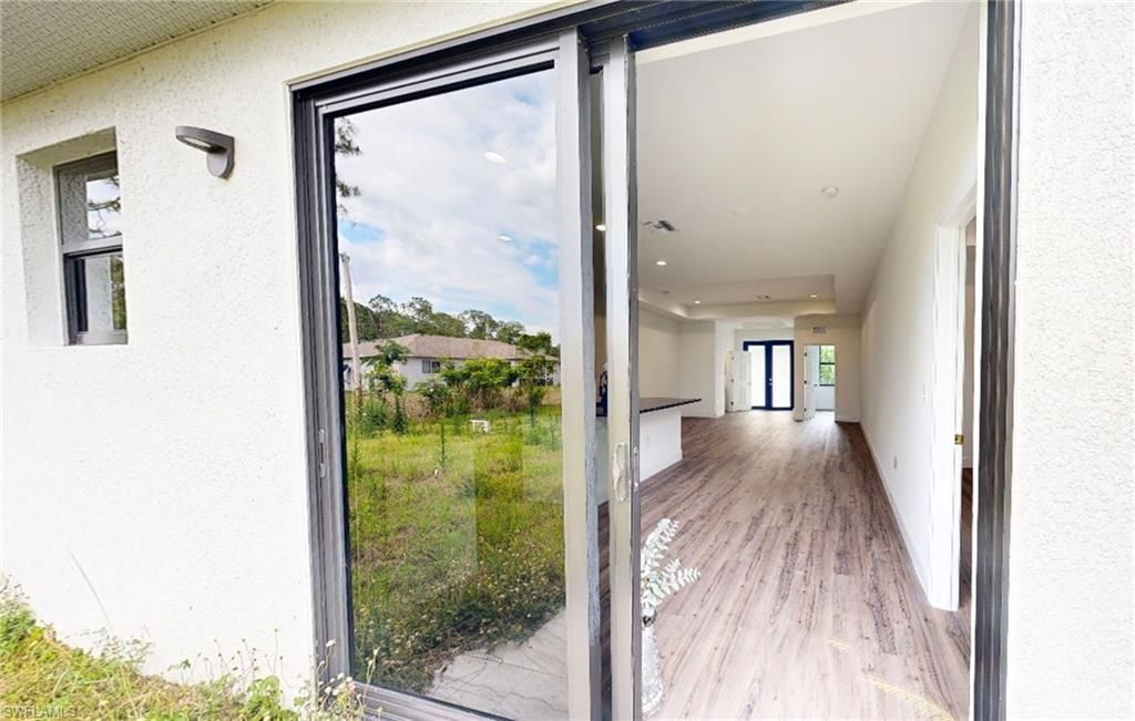 902 Magnolia Ave, Lehigh Acres, FL 33972 Photo