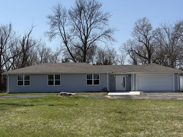 8418 MEADOWBROOK Drive , Burr Ridge, IL 60527