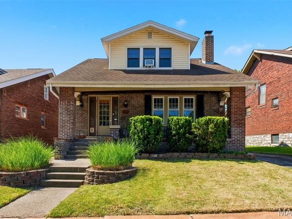 1112 Hornsby Avenue, St Louis, MO 63147