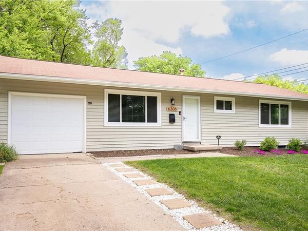 6306 W 77th Terrace, Prairie Village, KS 66204