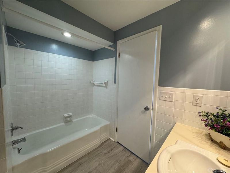 1218 Rona Parkway Drive, Fairborn, OH 45324 Photo 12