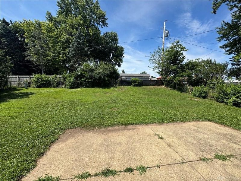 1218 Rona Parkway Drive, Fairborn, OH 45324 Photo 24