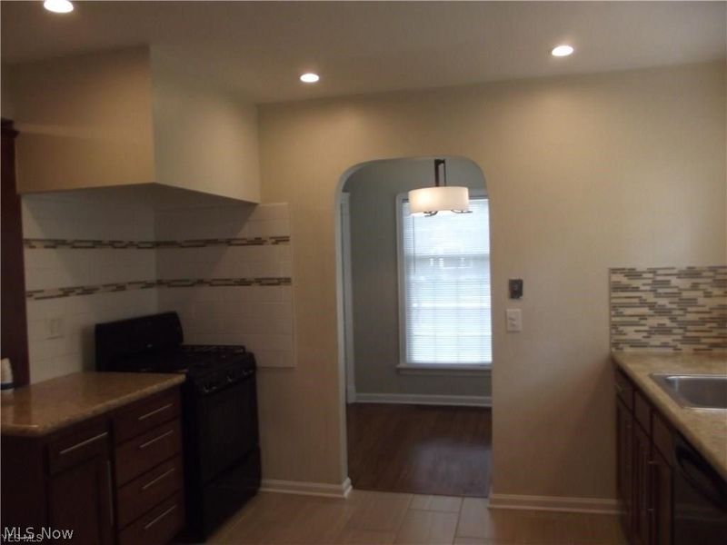 3878 Silsby Road, University Heights, OH 44118 Photo 3