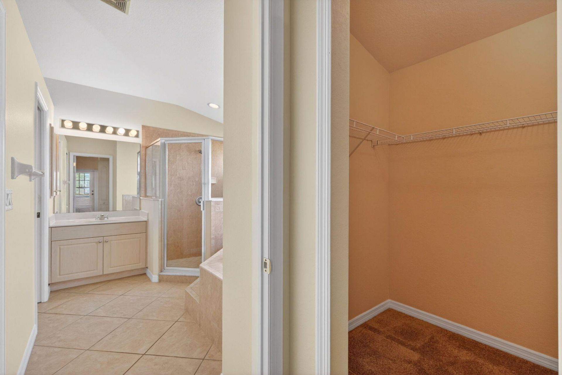 2902 NW 17th Avenue, Cape Coral, FL 33993 Photo