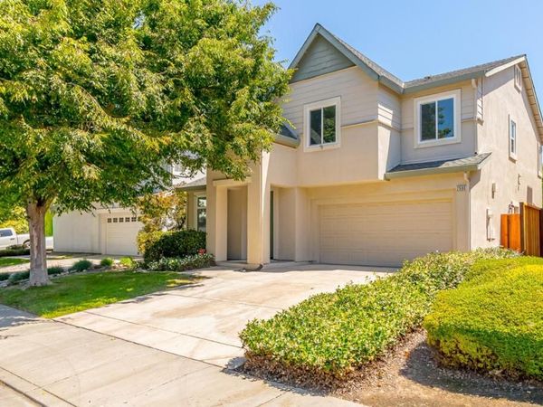 2500 Almanor Drive, Tracy, CA 95304