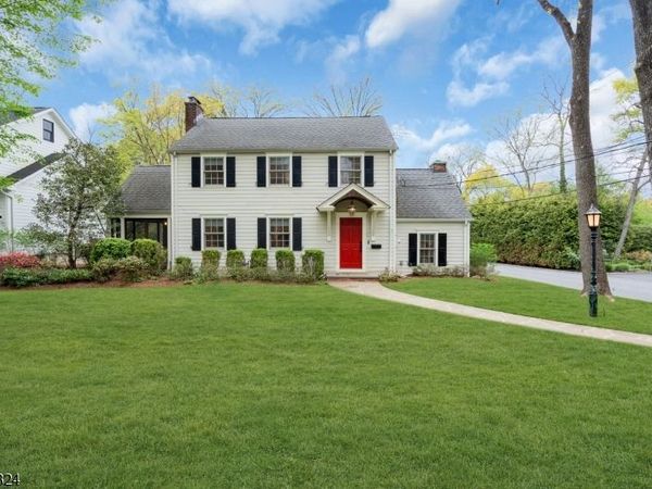 156 Washington Ave, Chatham, NJ 07928