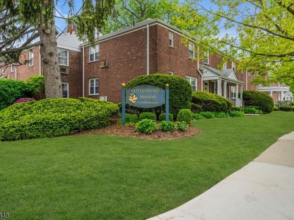 10 Clark Ct, Rutherford, NJ 07070