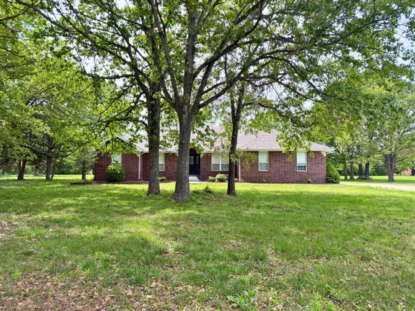 4119 S 118th Road , Bolivar, MO 65613