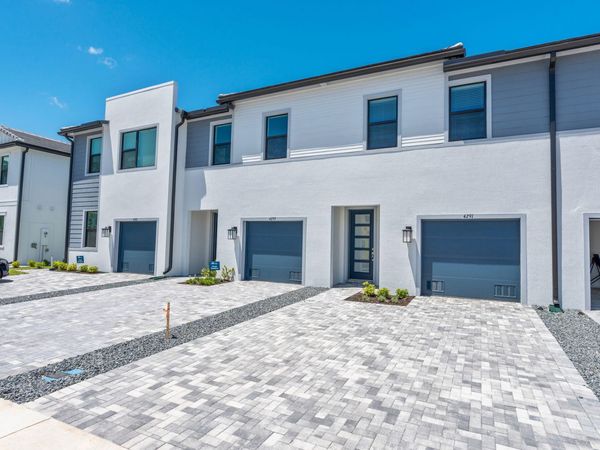 4291 Efendi Drive, Lantana, FL 33462