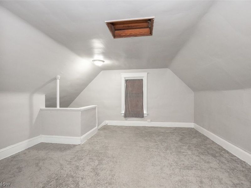 10322 Parkgate Avenue, Cleveland, OH 44108 Photo 33