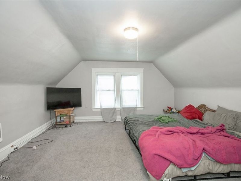 10322 Parkgate Avenue, Cleveland, OH 44108 Photo 35