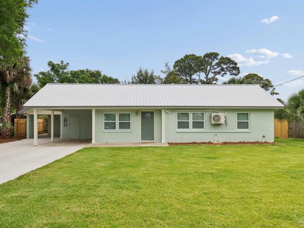 605 Edgewater Dr, Pensacola, FL 32507