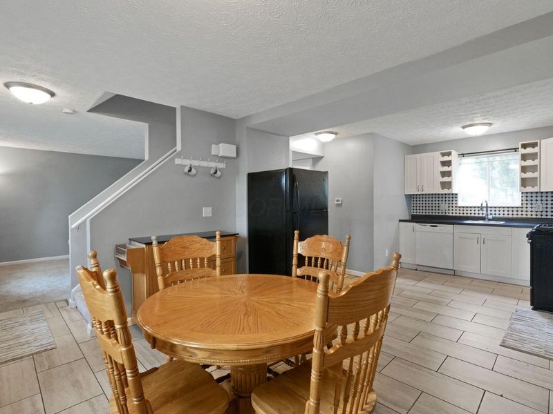 3224 Sundale Road, Columbus, OH 43232 Photo 11