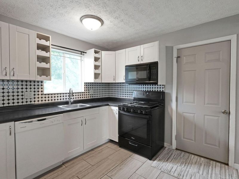 3224 Sundale Road, Columbus, OH 43232 Photo 15