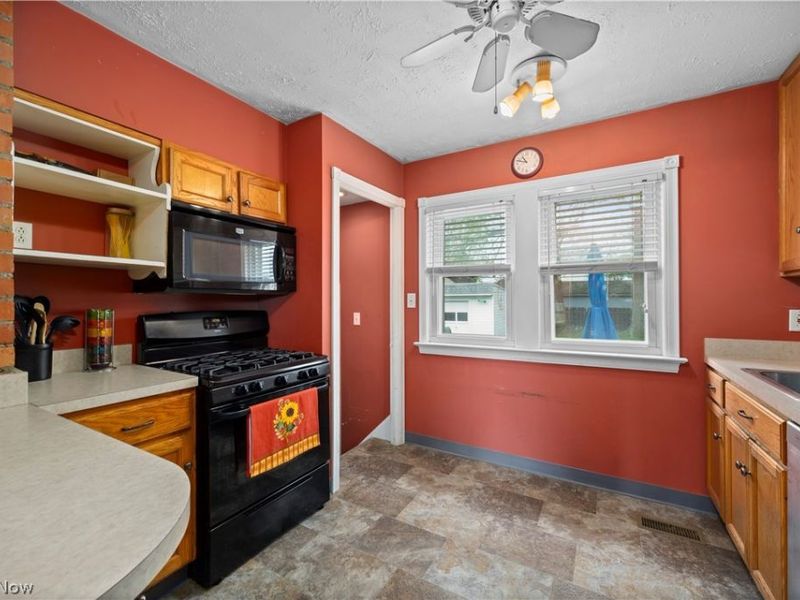 4156 W 161st Street, Cleveland, OH 44135 Photo 10