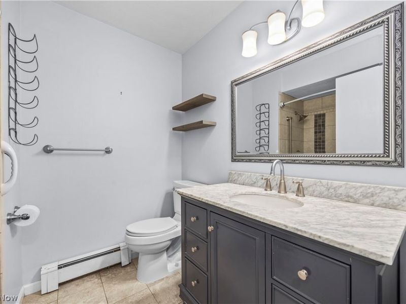 44675 Middle Ridge Road , Amherst, OH 44001 Photo 16