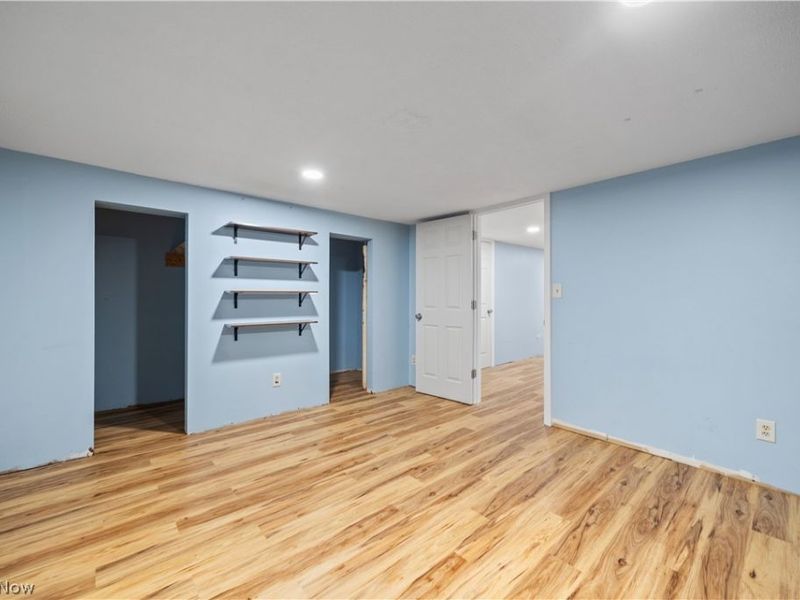 44675 Middle Ridge Road , Amherst, OH 44001 Photo 22