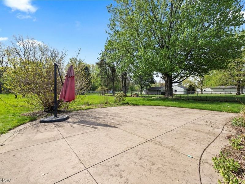 44675 Middle Ridge Road , Amherst, OH 44001 Photo 30