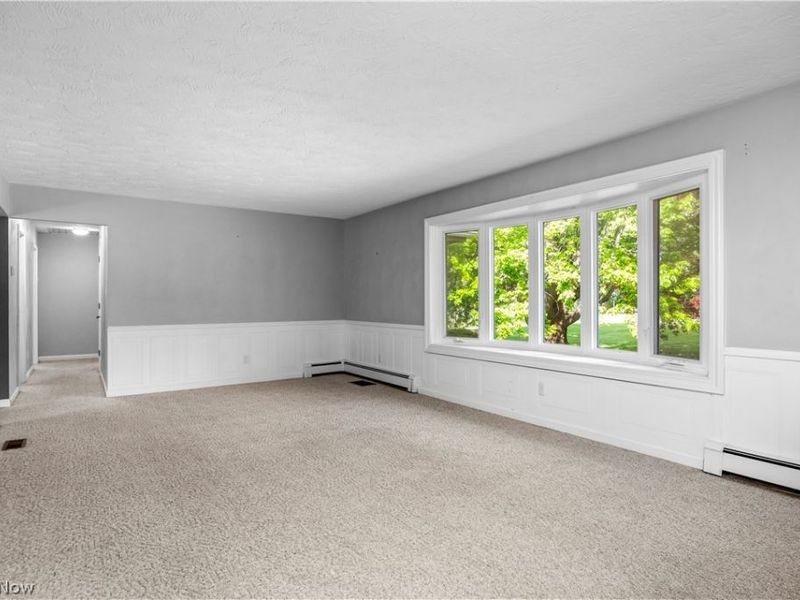 44675 Middle Ridge Road , Amherst, OH 44001 Photo 4