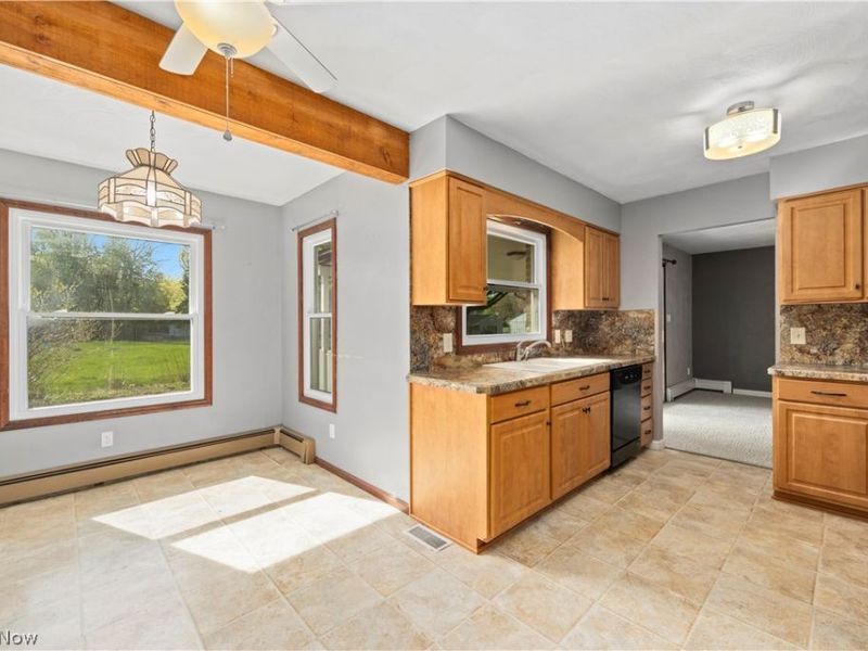 44675 Middle Ridge Road , Amherst, OH 44001 Photo 8