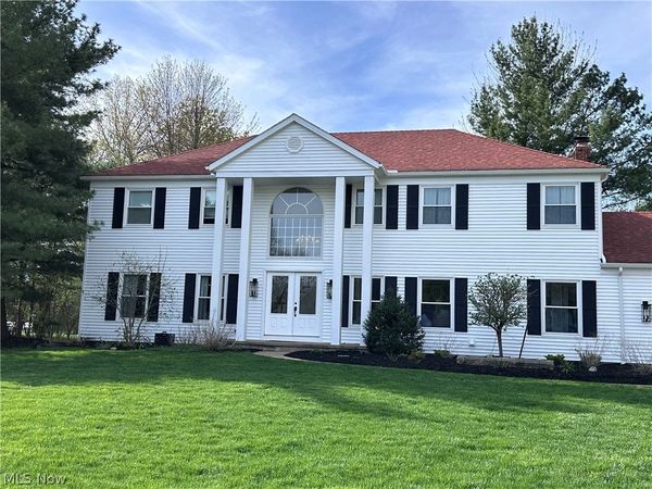 28402 Farrs Garden Path , Westlake, OH 44145