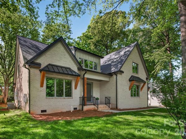 1600 E Barden Road , Charlotte, NC 28226