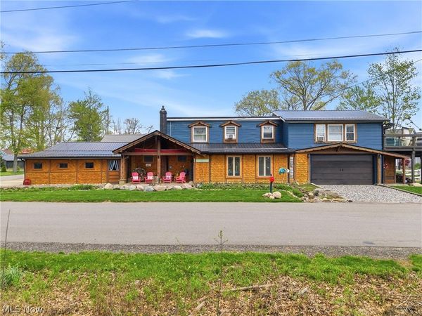 161 Forest Avenue , Lake Milton, OH 44429