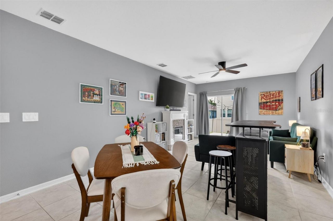 4394 Babbling Brook Way, Kissimmee, FL 34746 Photo