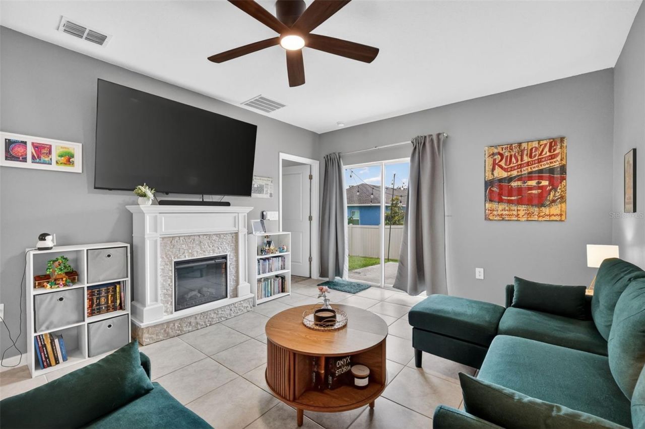 4394 Babbling Brook Way, Kissimmee, FL 34746 Photo