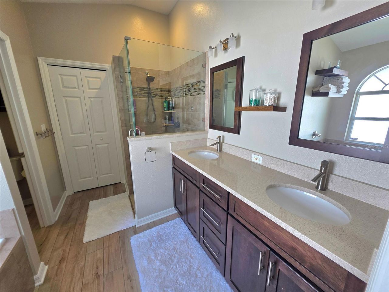 2608 Vinedale Avenue, Valrico, FL 33596 Photo