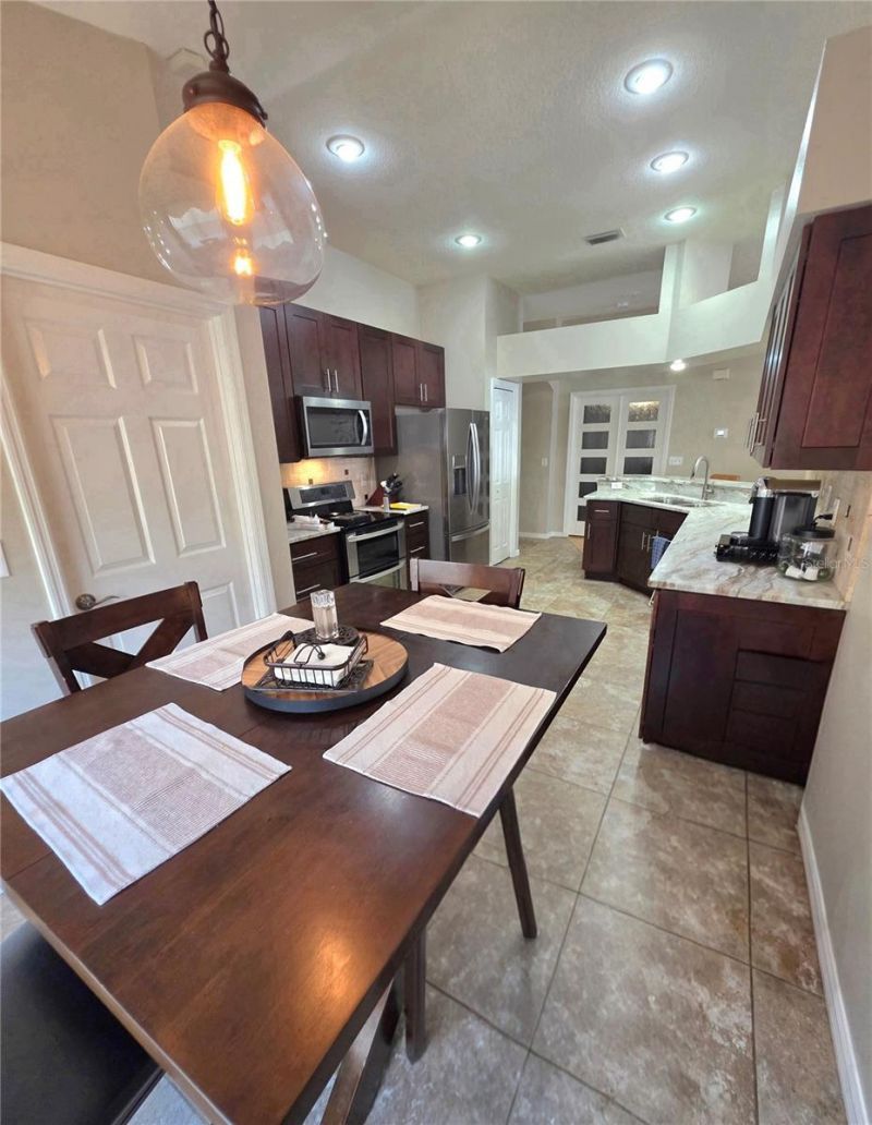 2608 Vinedale Avenue, Valrico, FL 33596 Photo