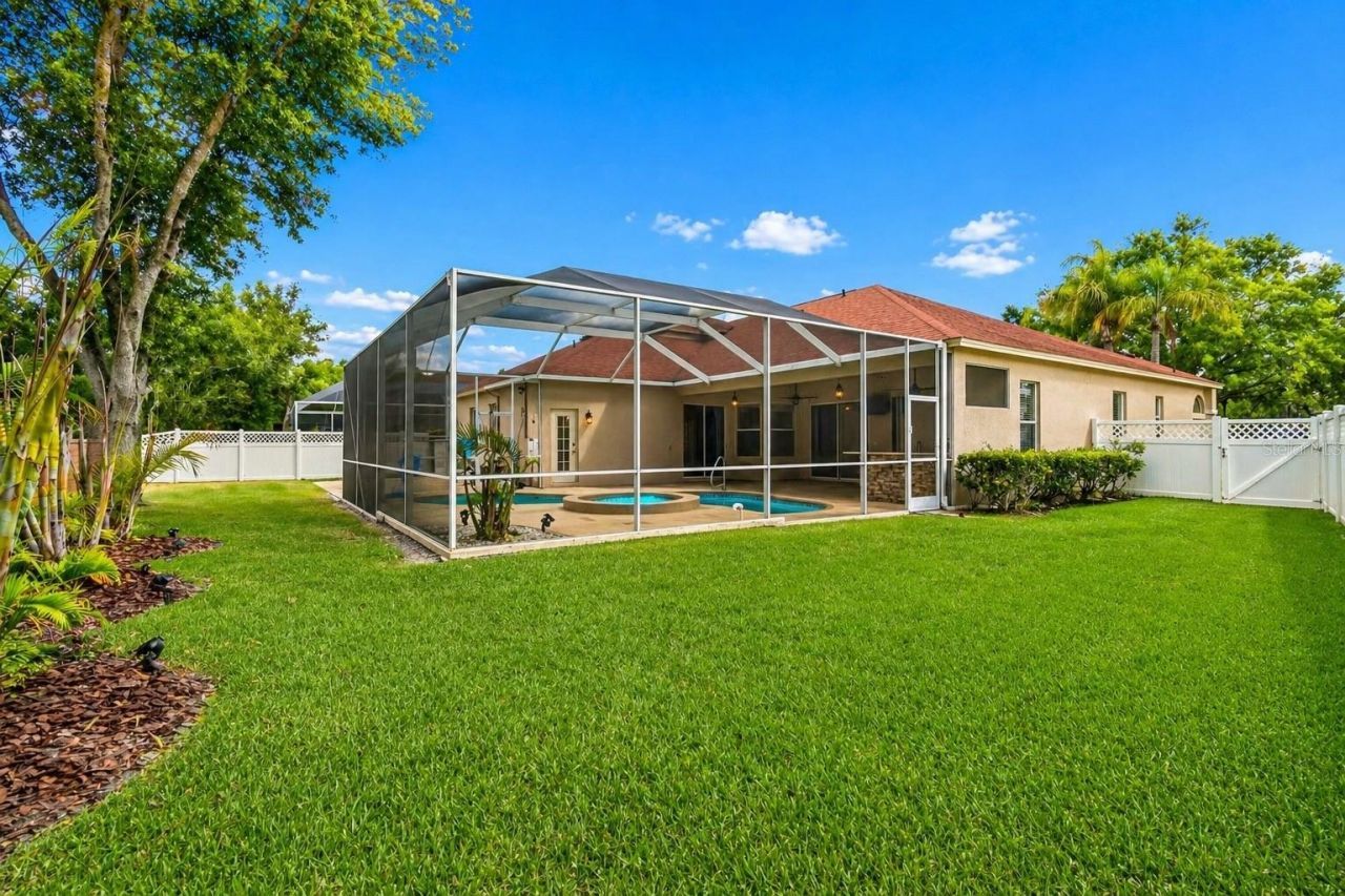 16329 Ashington Park Drive, Tampa, FL 33647 Photo