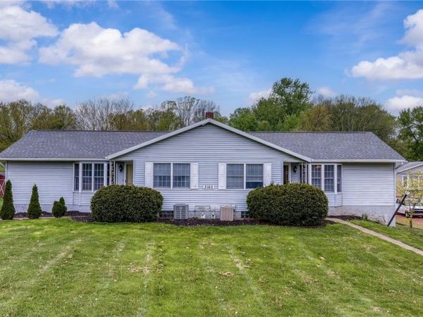 3160 Dewalt Drive , Akron, OH 44312