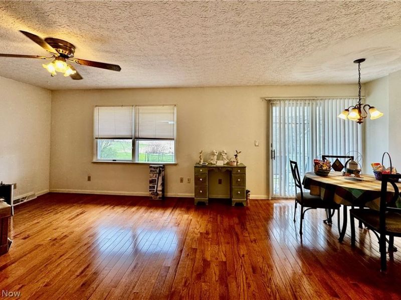 3160 Dewalt Drive, Akron, OH 44312 Photo 10