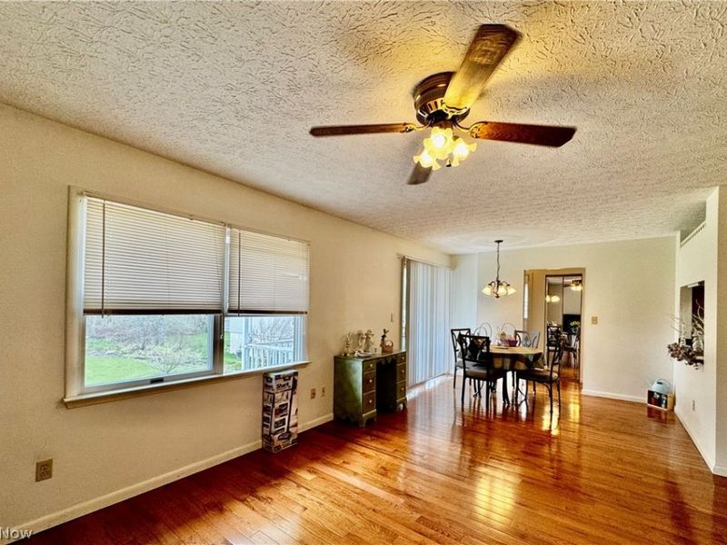 3160 Dewalt Drive, Akron, OH 44312 Photo 12