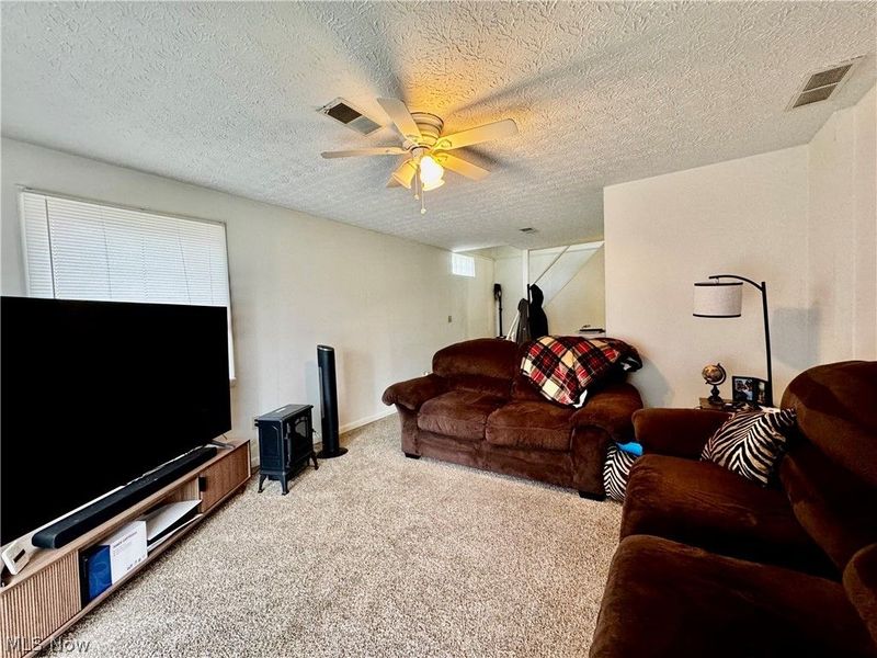 3160 Dewalt Drive, Akron, OH 44312 Photo 21