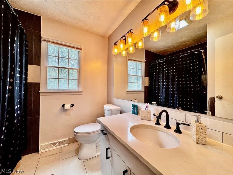 3160 Dewalt Drive, Akron, OH 44312 Photo 36