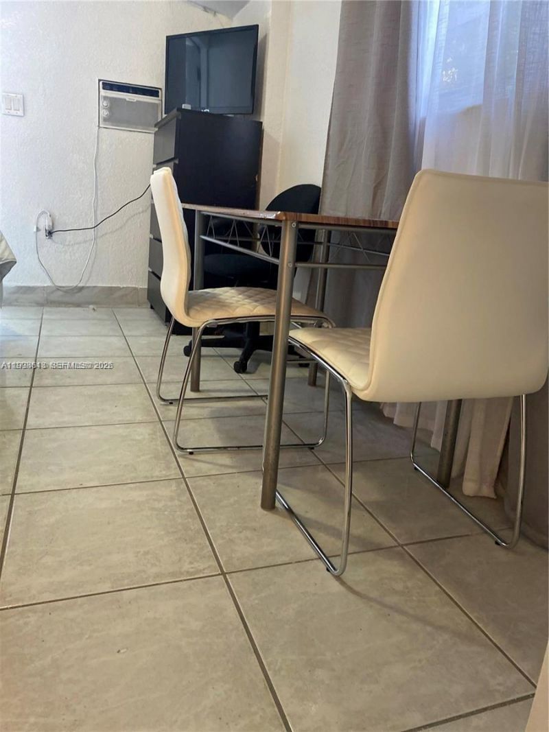 7121 Taft St , Unit A, Hollywood, FL 33024 Photo