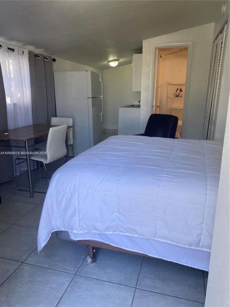 7121 Taft St , Unit A, Hollywood, FL 33024 Photo