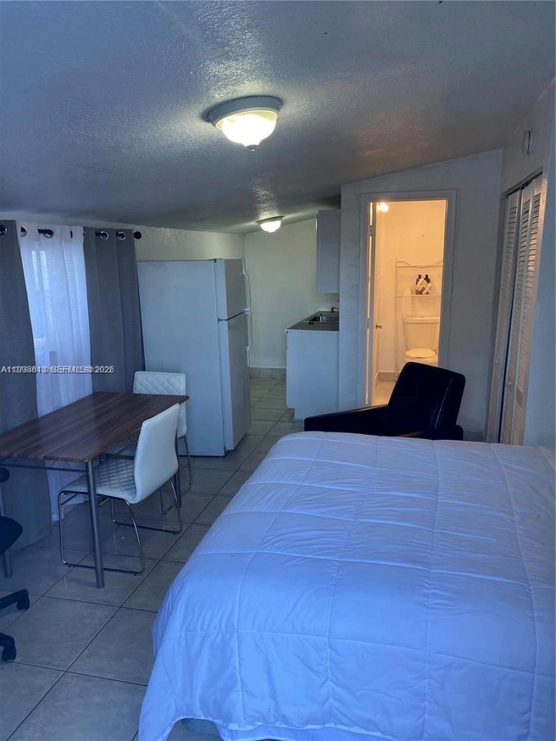 7121 Taft St, Unit A, Hollywood, FL 33024 Photo