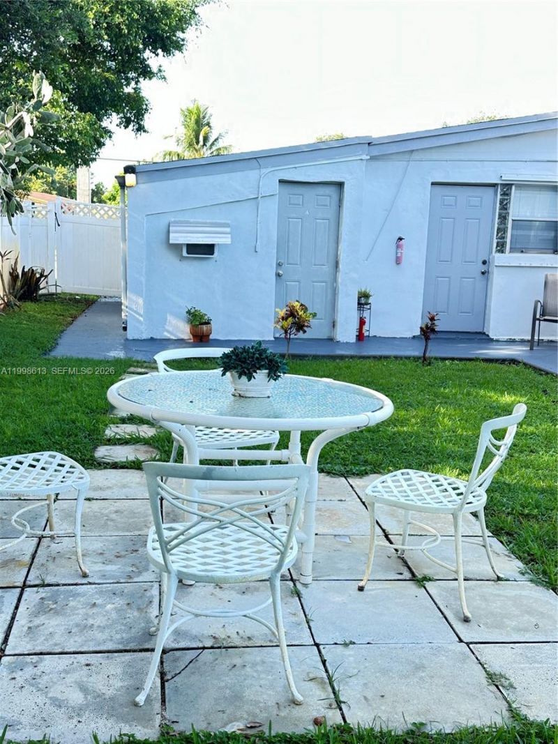7121 Taft St , Unit A, Hollywood, FL 33024 Photo