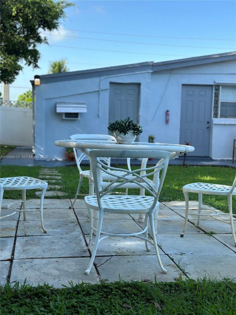7121 Taft St, Unit A, Hollywood, FL 33024 Photo