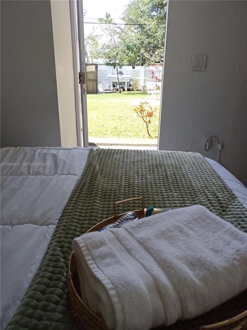 7121 Taft St, Unit A, Hollywood, FL 33024 Photo